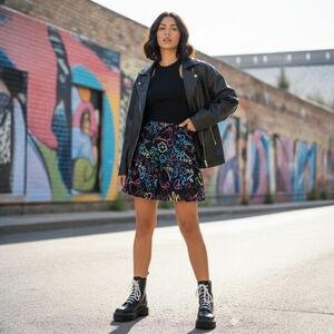 Truth NYC Graffiti Print Tiered Mini Skirt Neon Hearts Smiley Face Black Medium